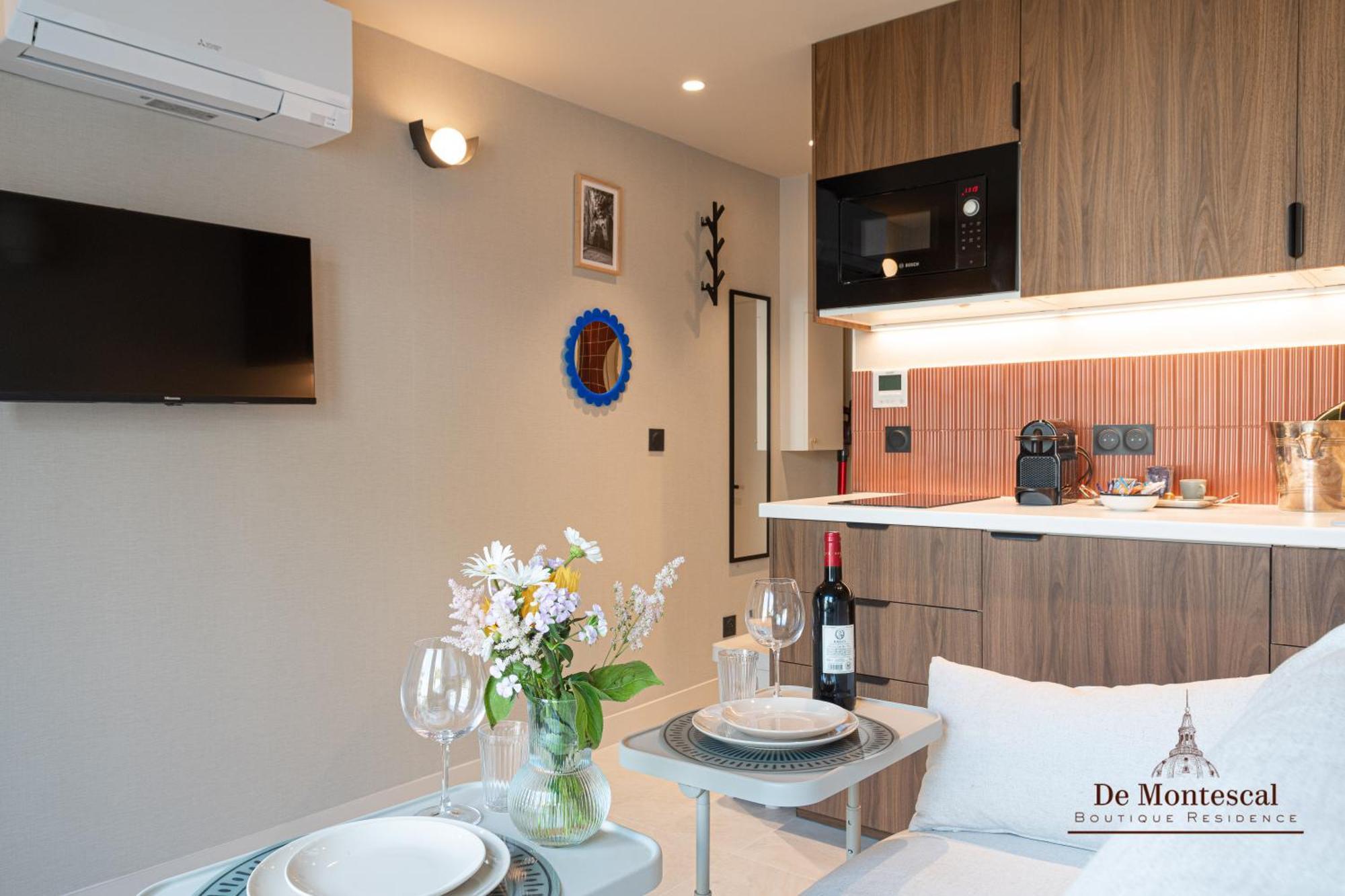 De Montescal- Montparnasse Central With Ac 11 To 14M2 Studio In A Prime Location Parijs Buitenkant foto
